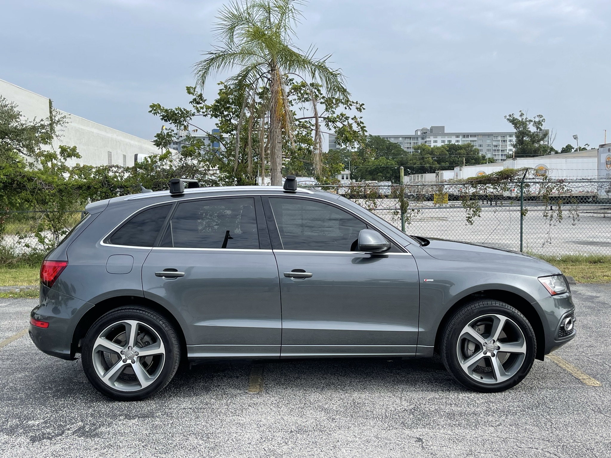 Buy Used 2015 AUDI Q5 3.0T QUATTRO PRESTIGE S-LINE for $24 900 from trusted  dealer in Brooklyn, NY!