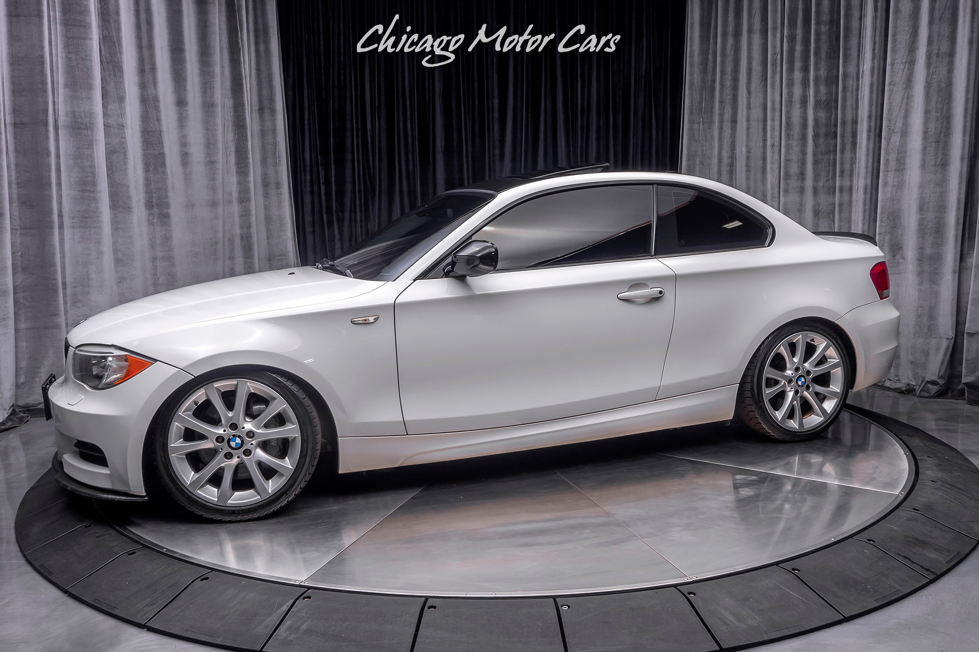 Used 2012 BMW 135i Coupe MSRP $45K+ PREMIUM PACKAGE! Navigation! 300 HP!  For Sale (Special Pricing) | Chicago Motor Cars Stock #16419