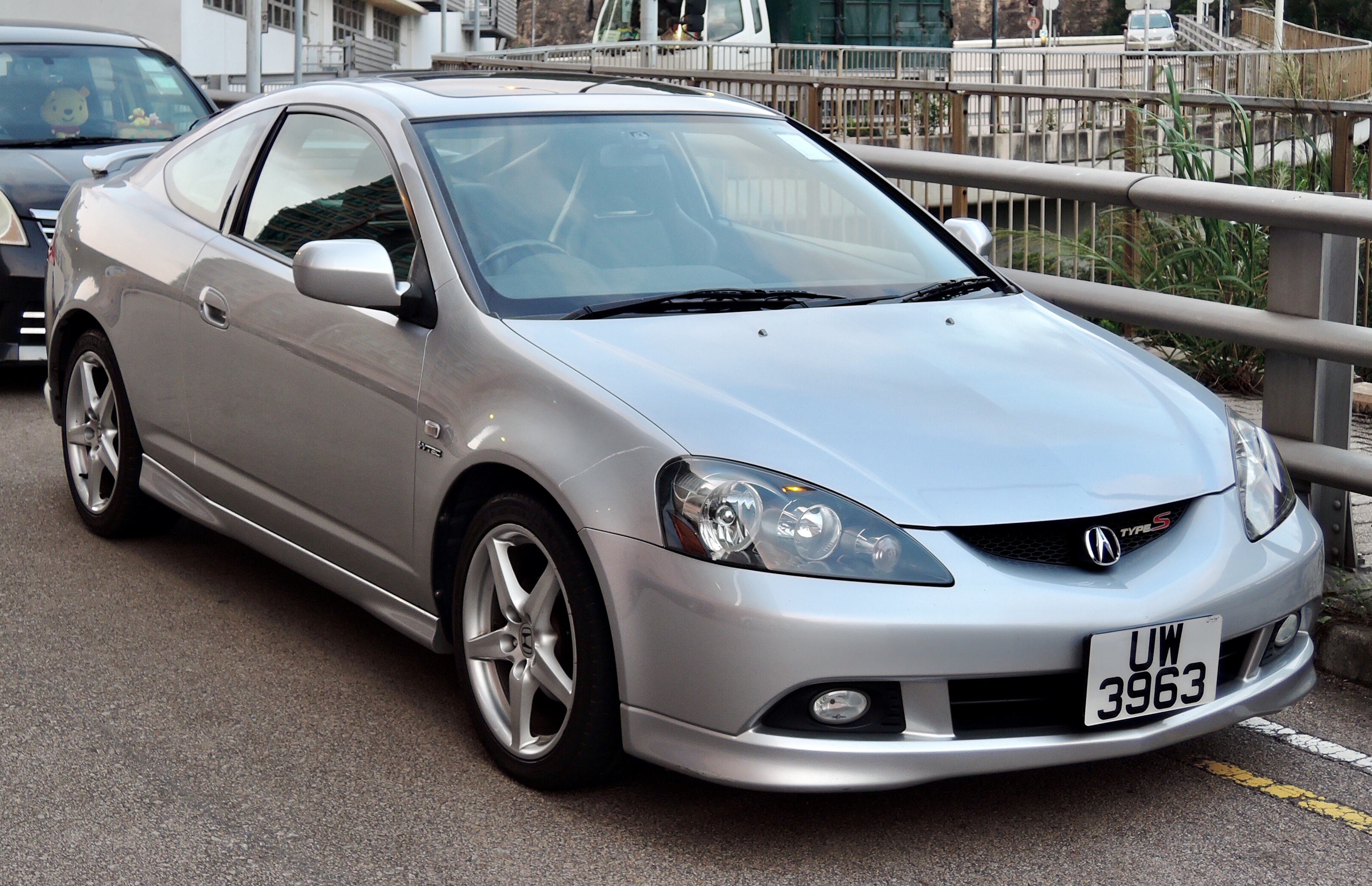 File:2006 Acura RSX Type-S (front).jpg - Wikimedia Commons