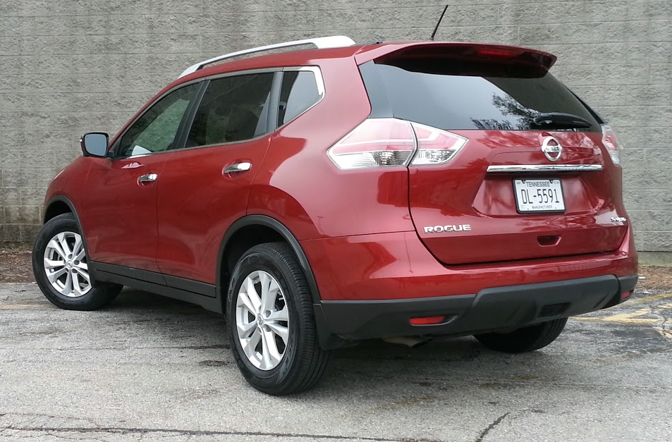 Test Drive: 2015 Nissan Rogue SV AWD | The Daily Drive | Consumer Guide®  The Daily Drive | Consumer Guide®