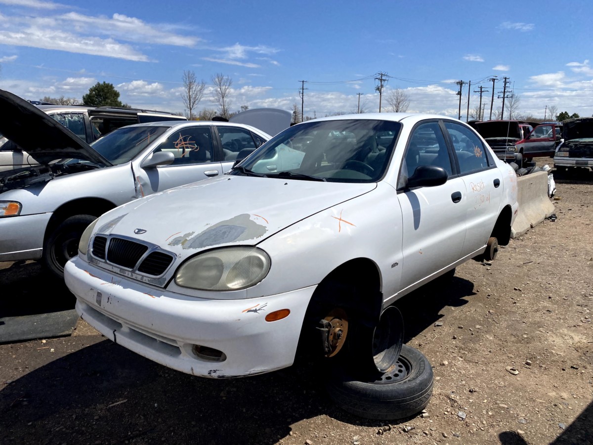 Curbside Recycling: 2000 Daewoo Lanos SX Sedan – Cheap SX Doesn't Have To  Be Bad | Curbside Classic