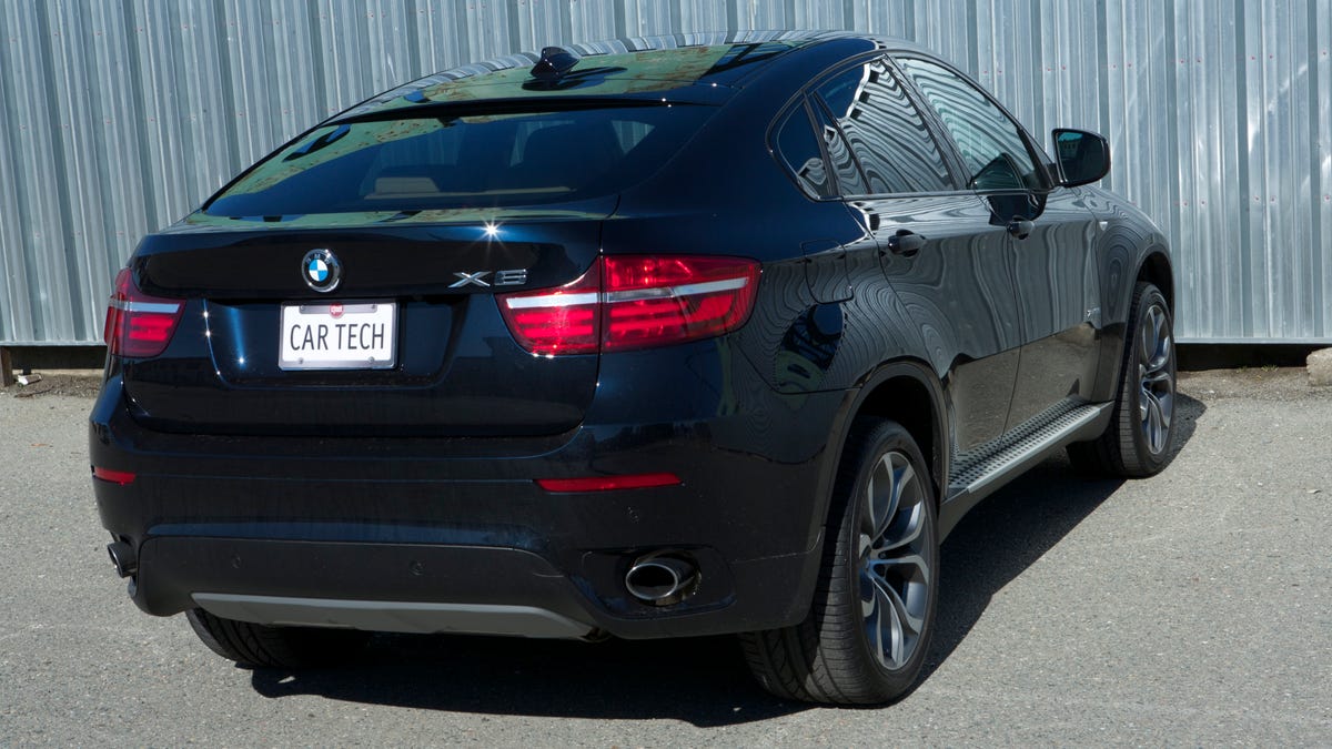 2013 BMW xDrive35i review: BMW X6 puts awkward form above function - CNET