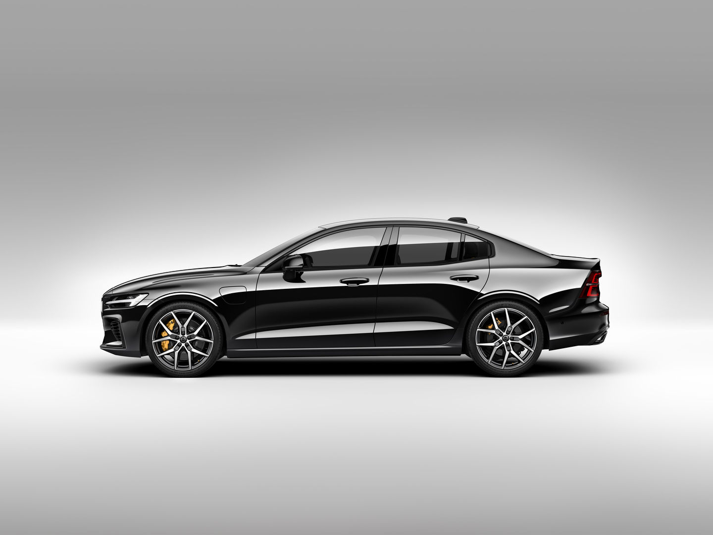 Three ways the 2022 Volvo S60 Recharge stands out in its segment | Volvo  Cars Mississauga