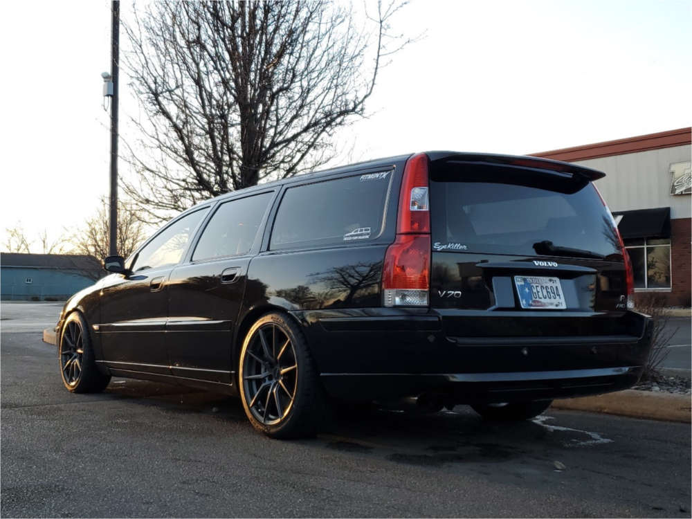 2006 Volvo V70 with 18x8.5 35 Rosenstein Delta and 235/40R18 Riken Raptor  and Lowering Springs | Custom Offsets