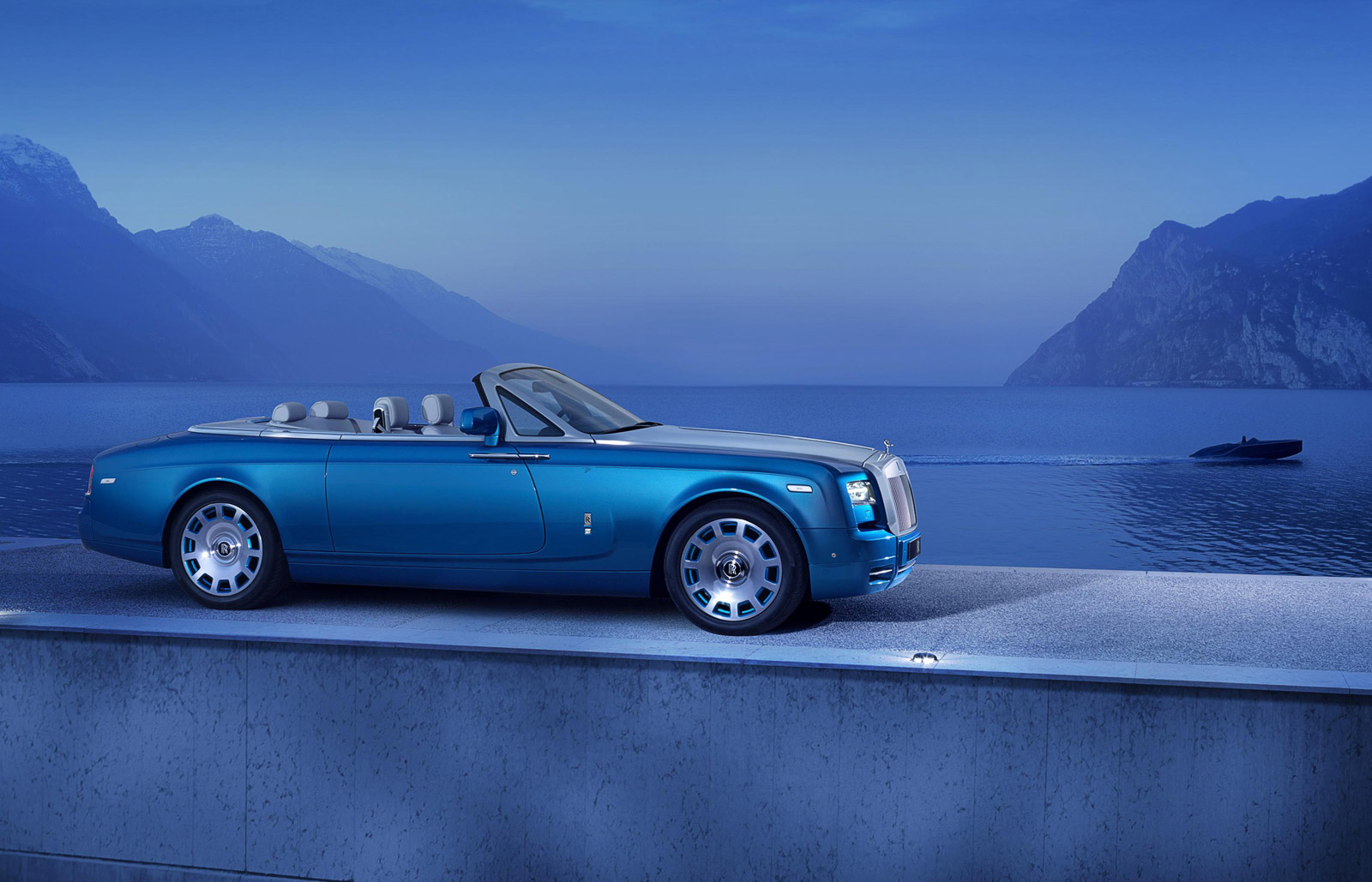 Rolls-Royce Phantom Drophead Coupe Waterspeed Collection Revealed