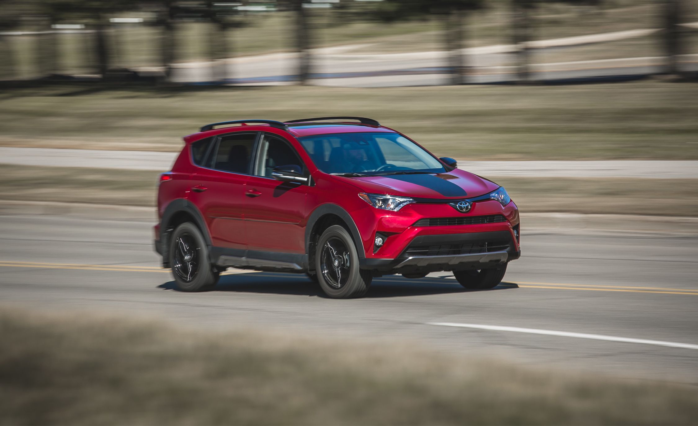 2018 Toyota RAV4 Review, Pricing, and Specs