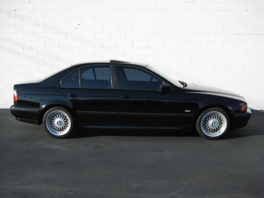 1998 BMW 528i Automatic Sedan