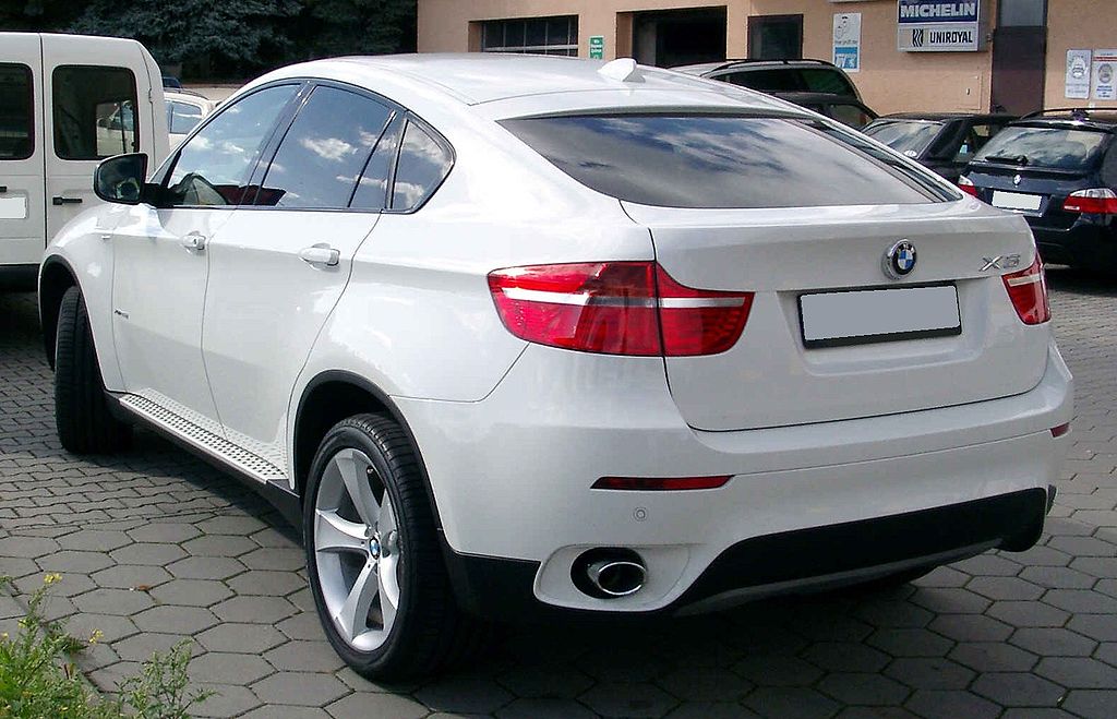File:BMW X6 rear 20081002.jpg - Wikipedia