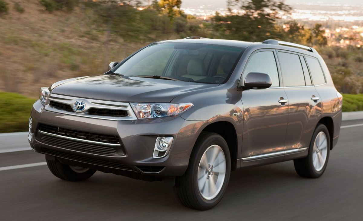 2011 Toyota Highlander Hybrid Road Test &#8211; Review &#8211; Car and  Driver