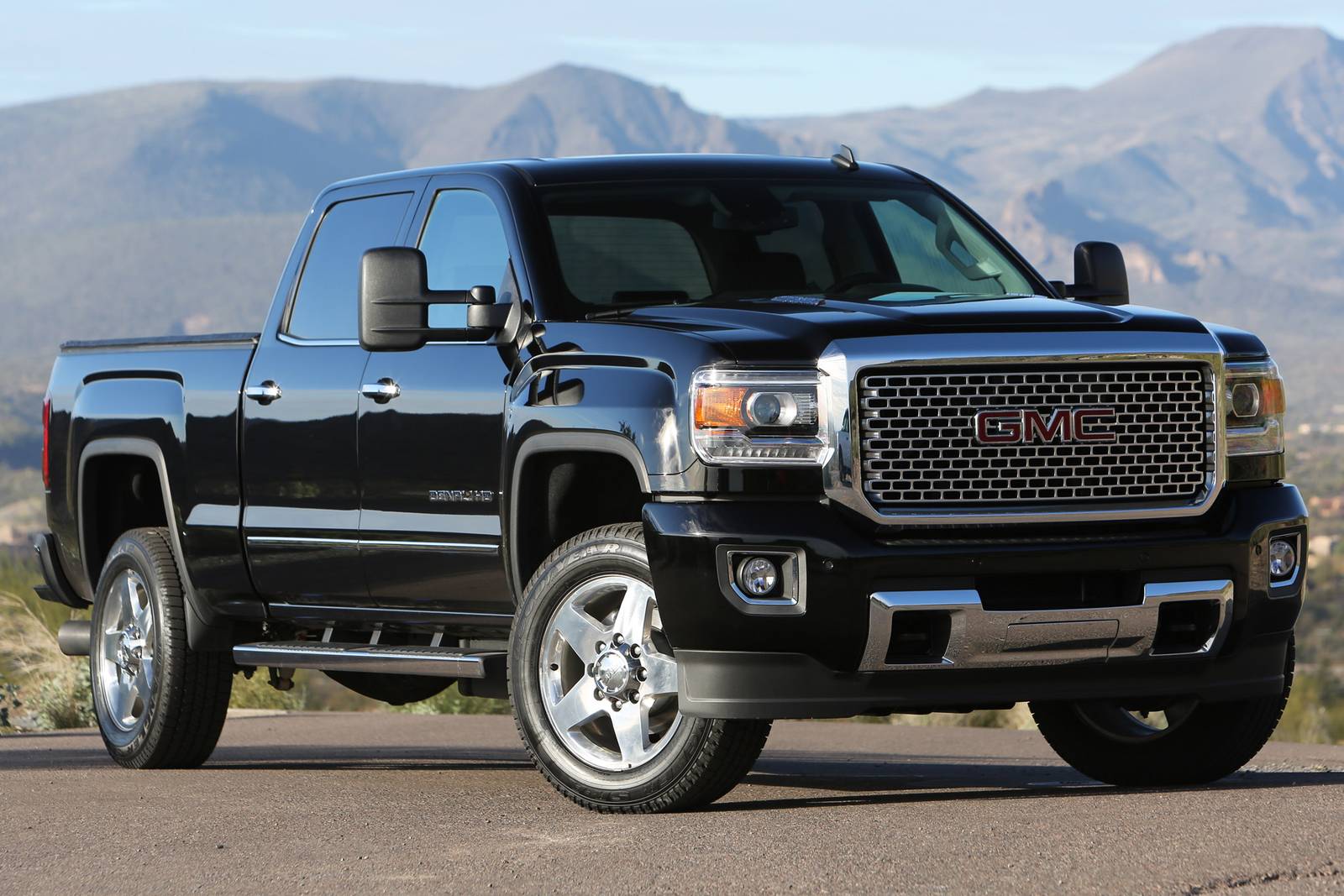 Used 2016 GMC Sierra 3500HD Crew Cab Review | Edmunds