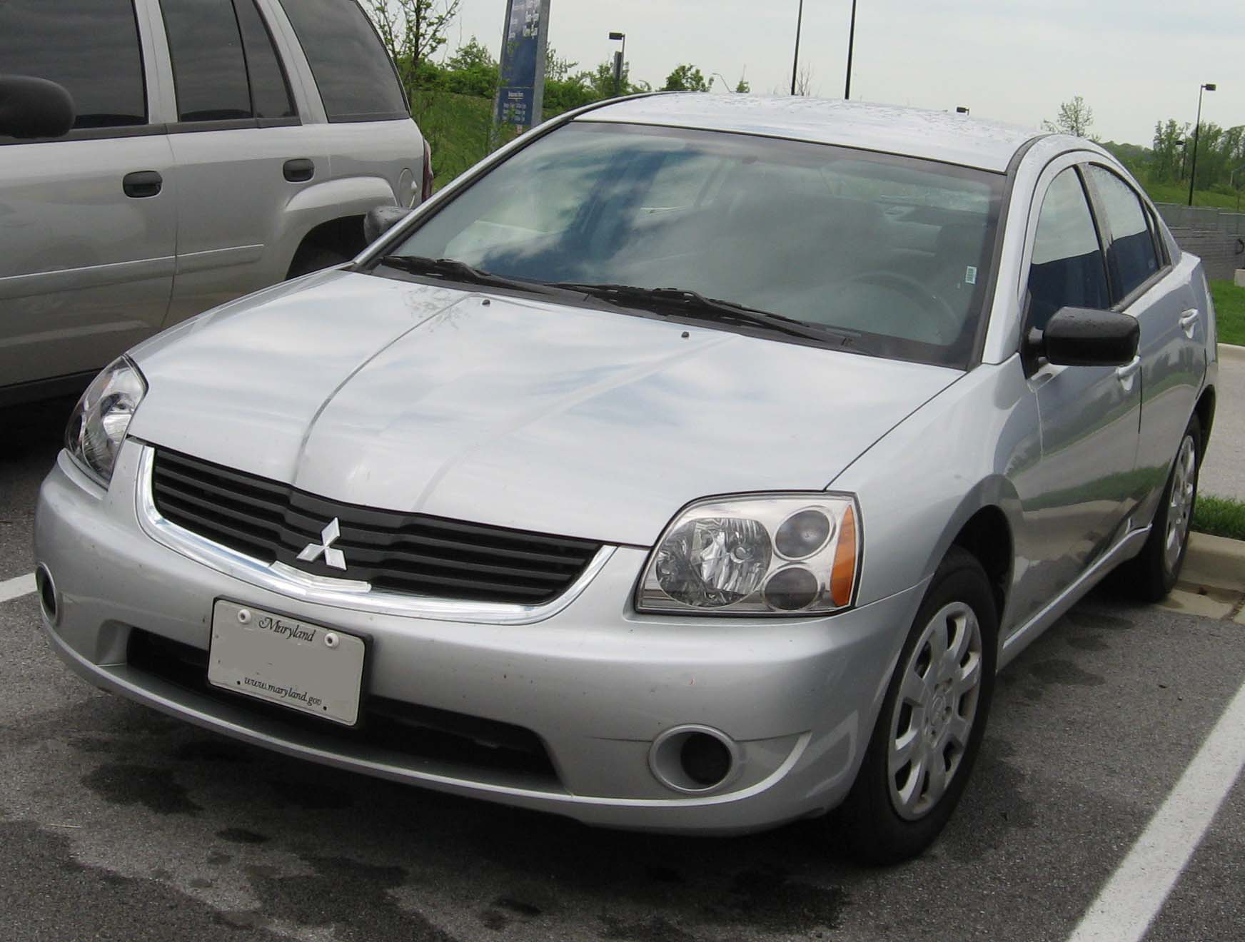 File:2007-Mitsubishi-Galant-ES.jpg - Wikimedia Commons