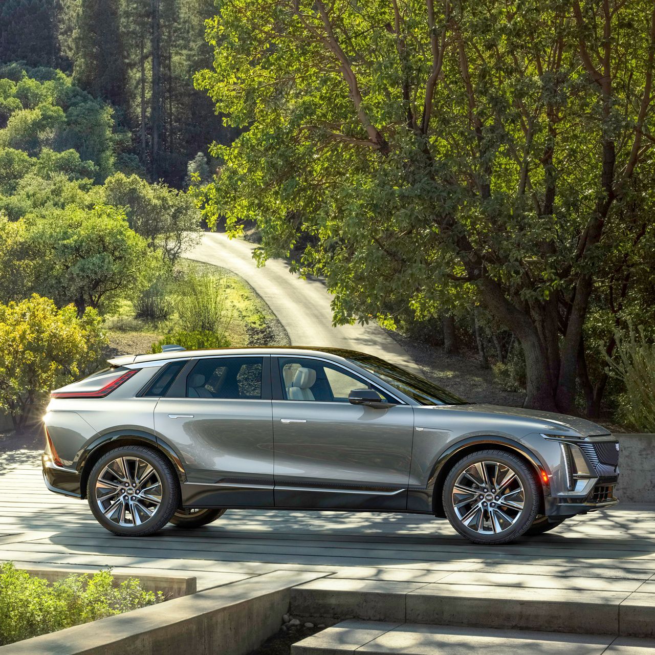 2023 Cadillac Lyriq: An Electric Leap Forward - WSJ
