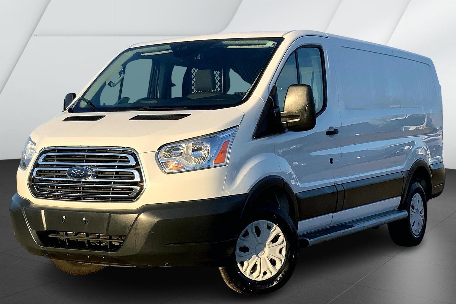 Used 2018 Ford Transit 250 Van / Minivans for Sale Near Me in Phoenix, AZ -  Autotrader