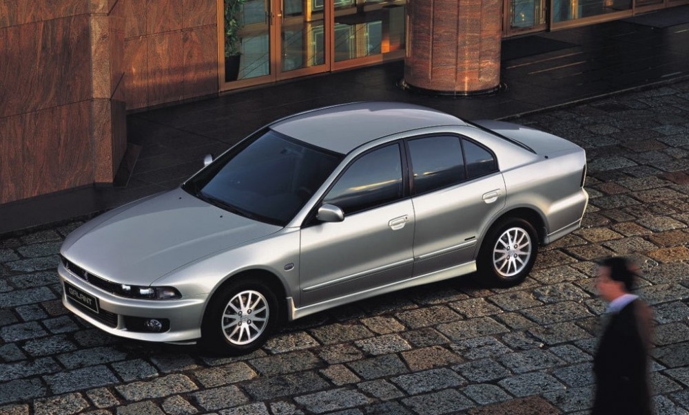 Mitsubishi Galant 1996 2.5 V6 (1997 - 2003) reviews, technical data, prices
