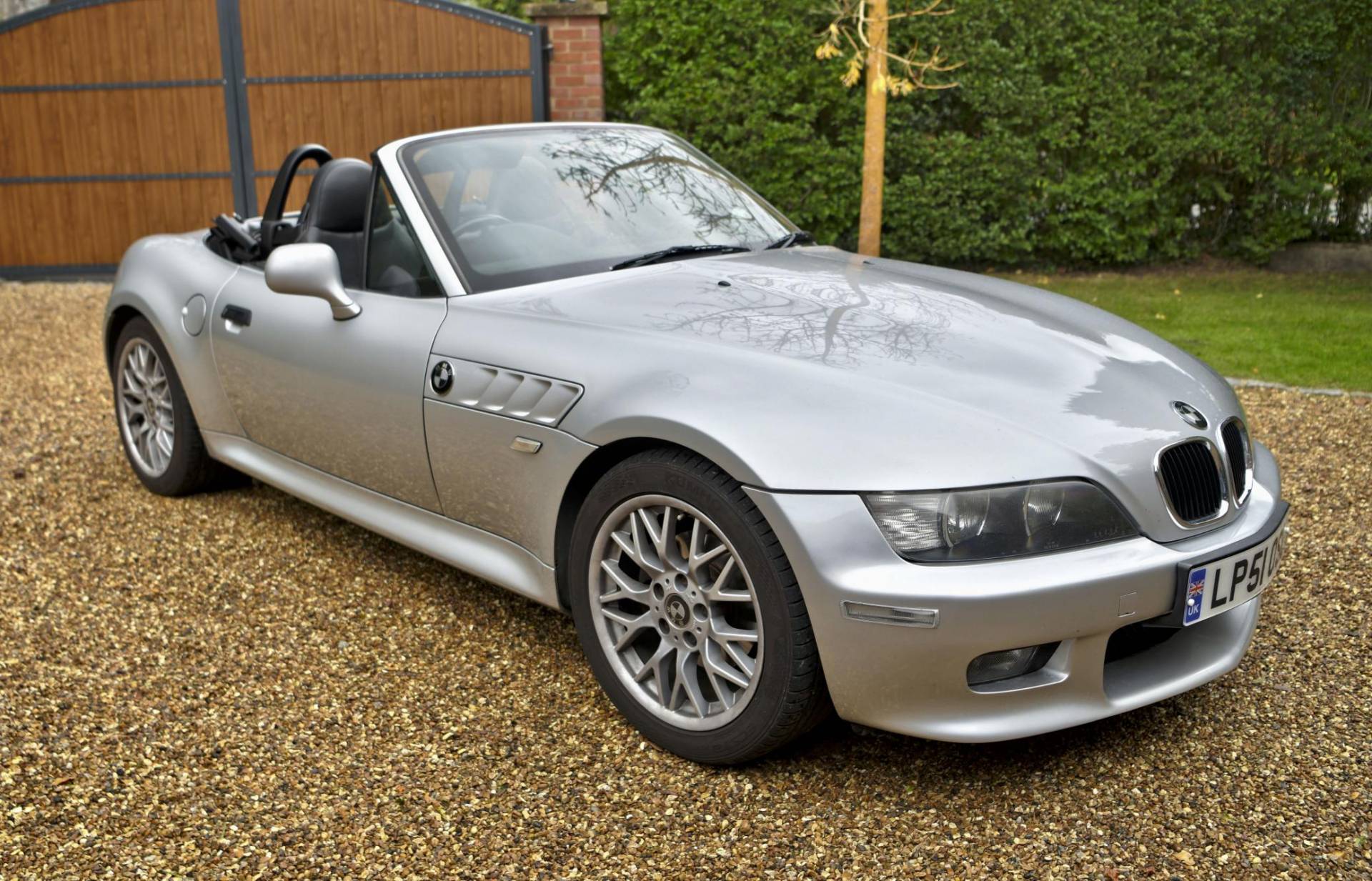 For Sale: BMW Z3 2.2i (2002) offered for £12,193