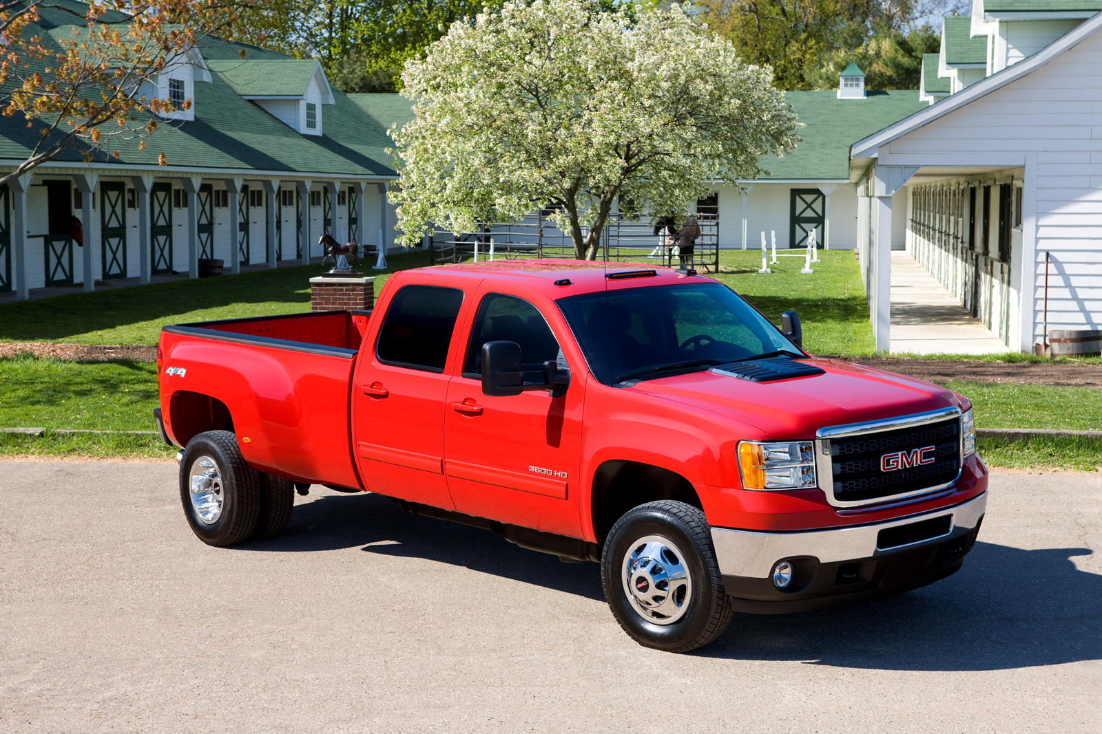 2008 GMC Sierra 3500HD: Review, Trims, Specs, Price, New Interior Features,  Exterior Design, and Specifications | CarBuzz