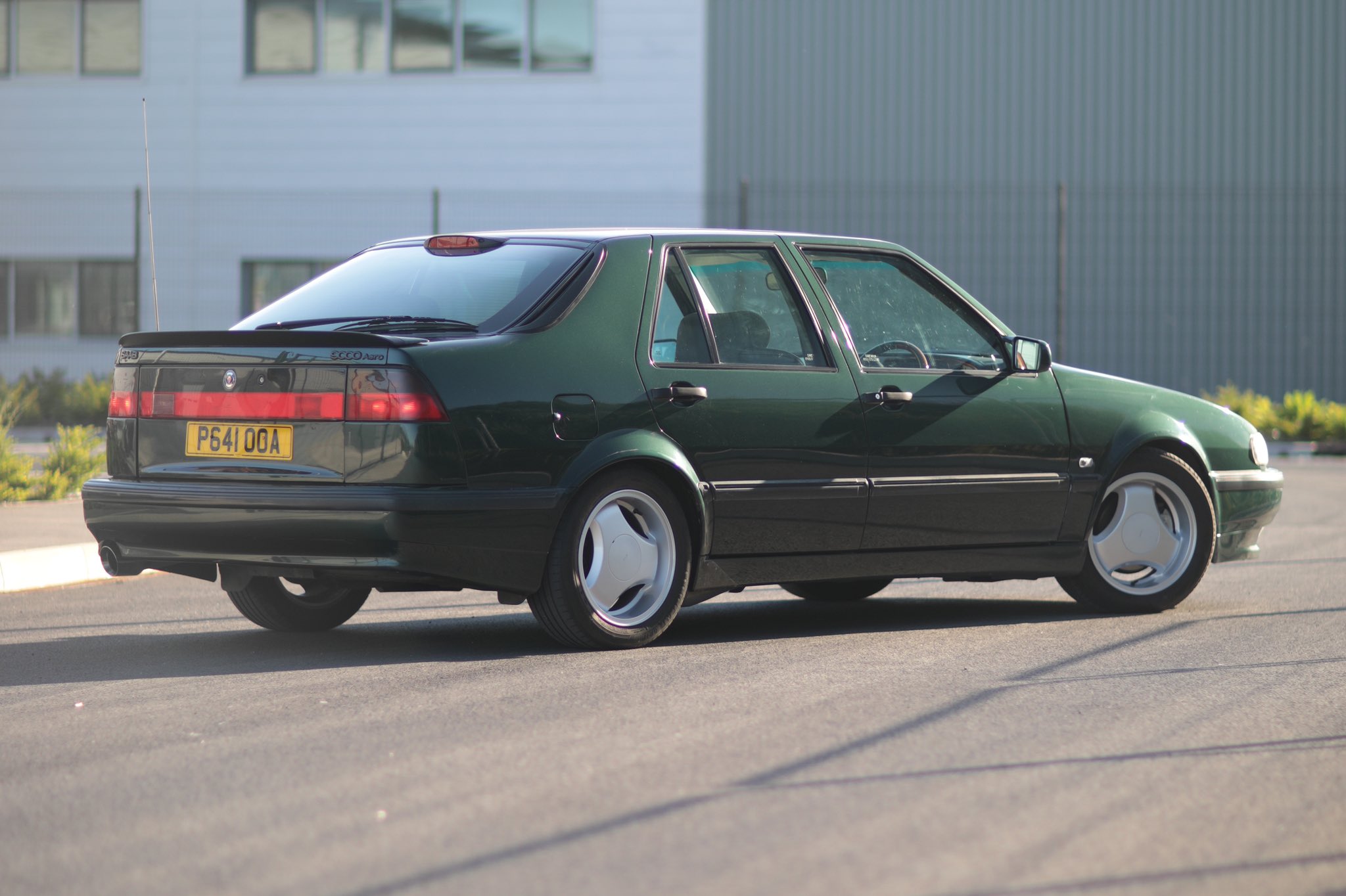 Saab vs. Scepticism on Twitter: "Fancy an iconic Saab 9000 Aero, not only  with a rare manual gearbox but in the sublime Scarab Green? Well, it's up  for grabs https://t.co/Zw0jfDICao https://t.co/JhqT40xBAI" /