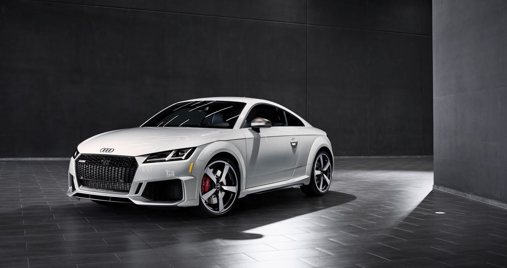 2022 Audi TT RS: Costs, Facts, And Figures