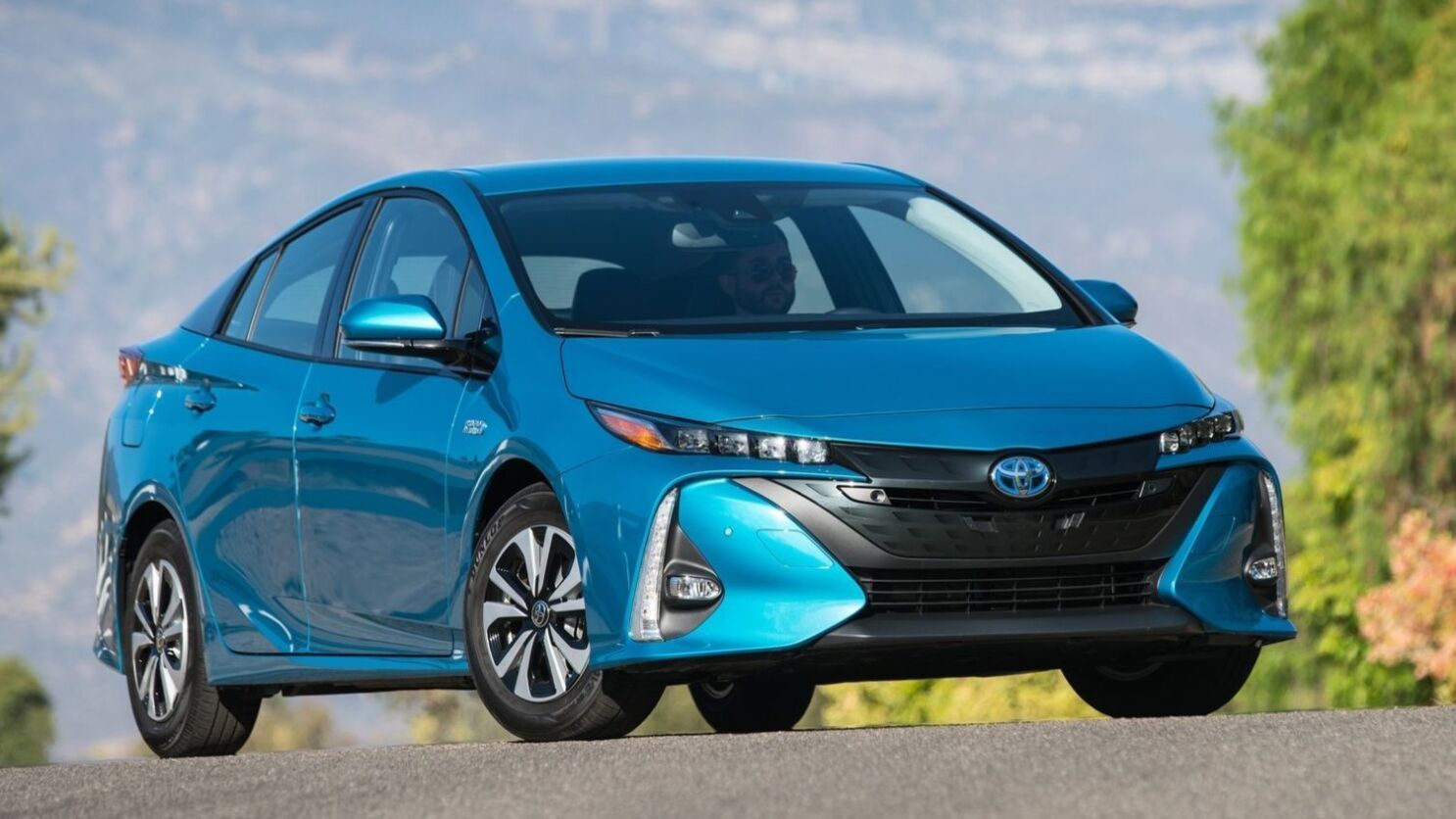2018 Toyota Prius Prime: Nothing fancy, just 640 miles on a tank - The San  Diego Union-Tribune