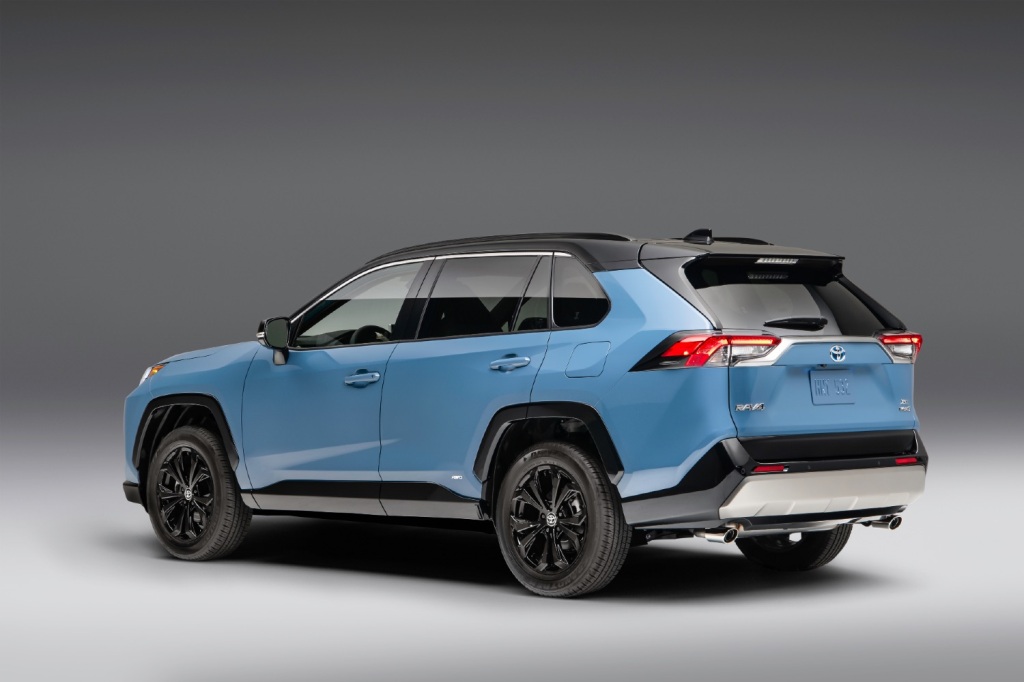 What Makes the 2022 Toyota RAV4 XLE a Solid Choice