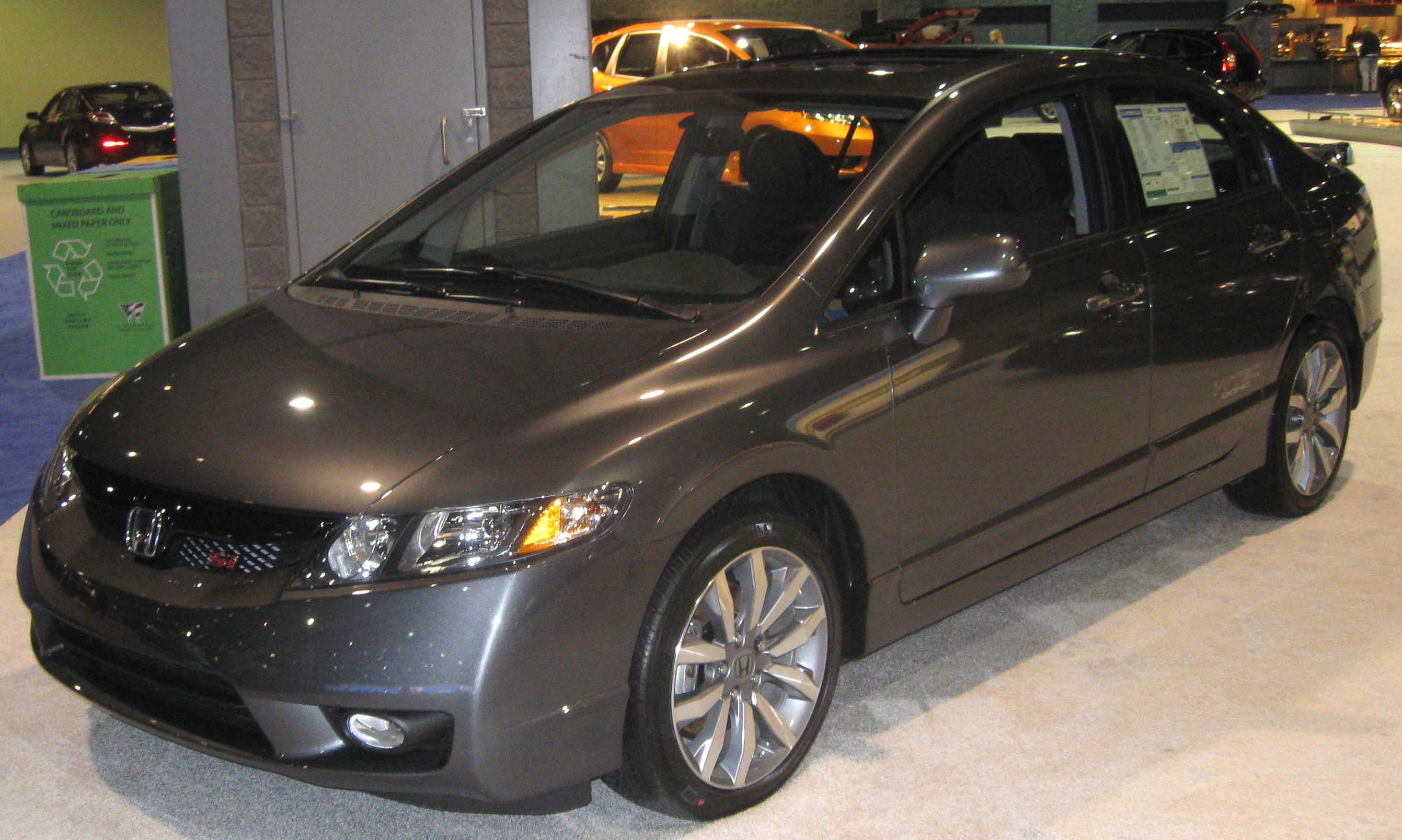 File:2009 Honda Civic Si sedan--DC.jpg - Wikipedia