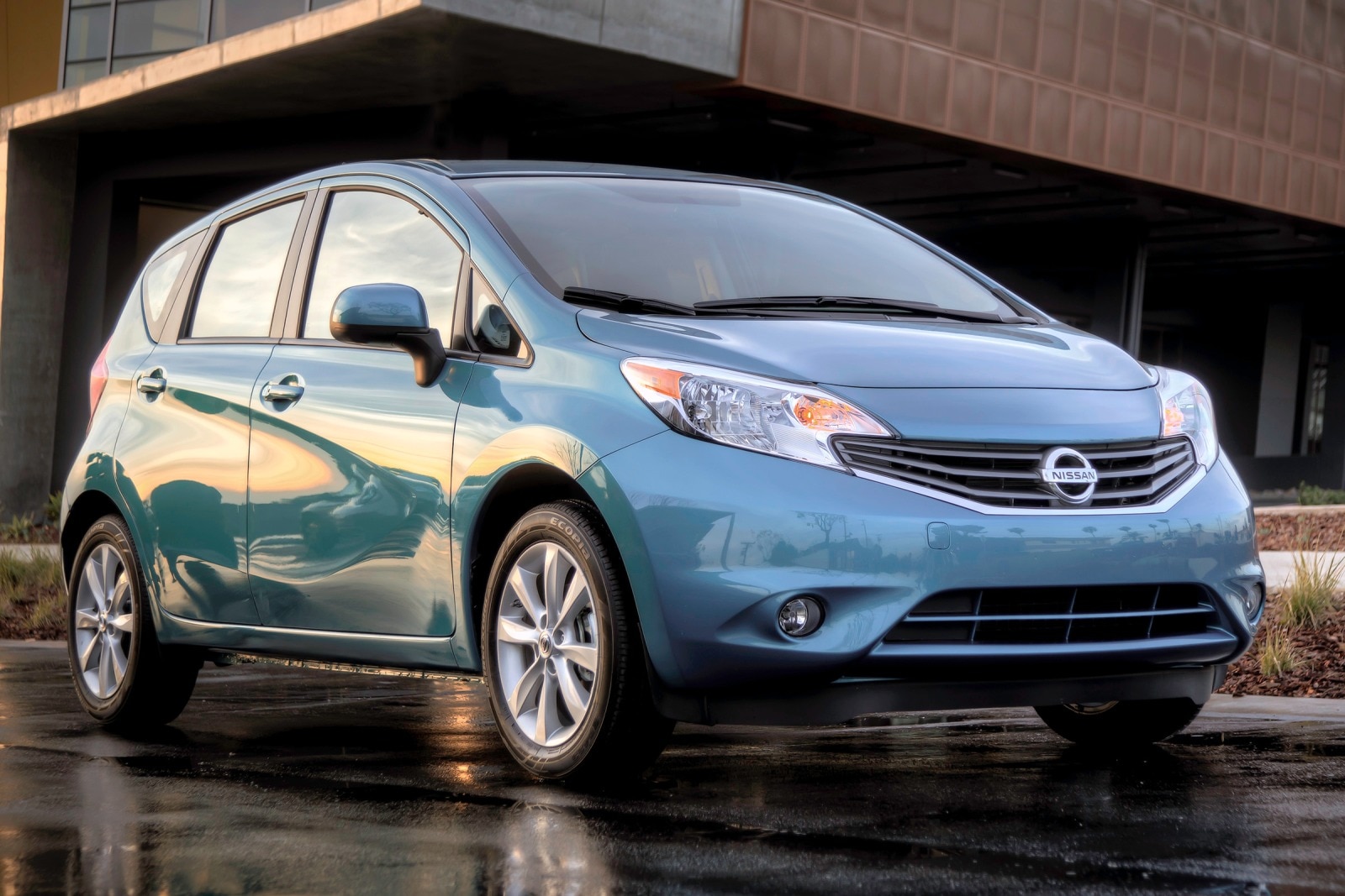 2015 Nissan Versa Note Review & Ratings | Edmunds