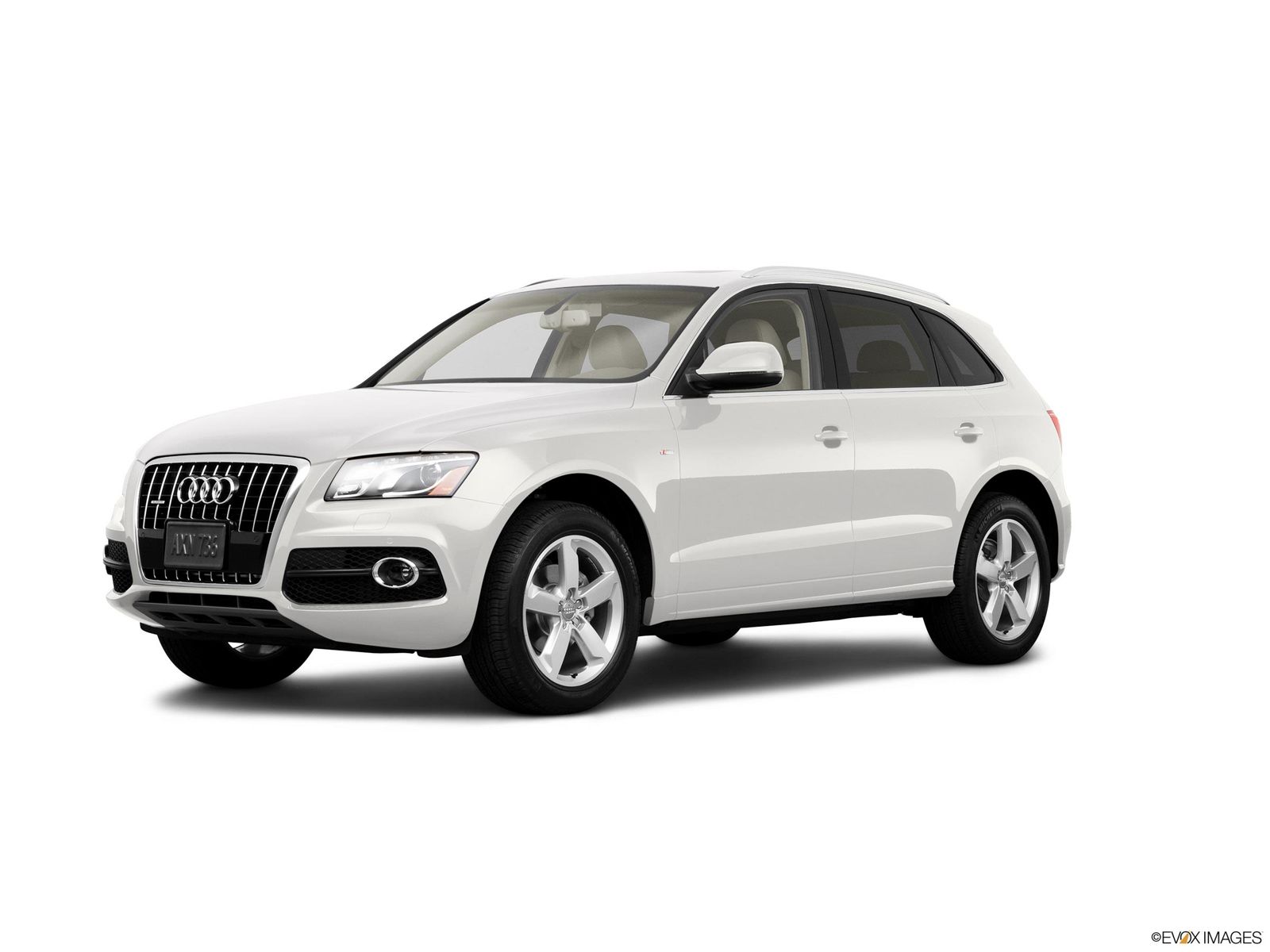 2011 Audi Q5 Research, Photos, Specs and Expertise | CarMax