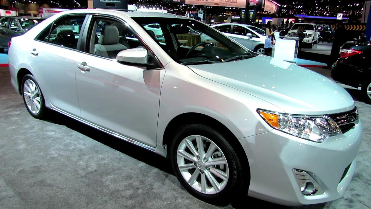 2014 Toyota Camry XLE - Exterior and Interior Walkaround - 2014 Chicago  Auto Show - YouTube