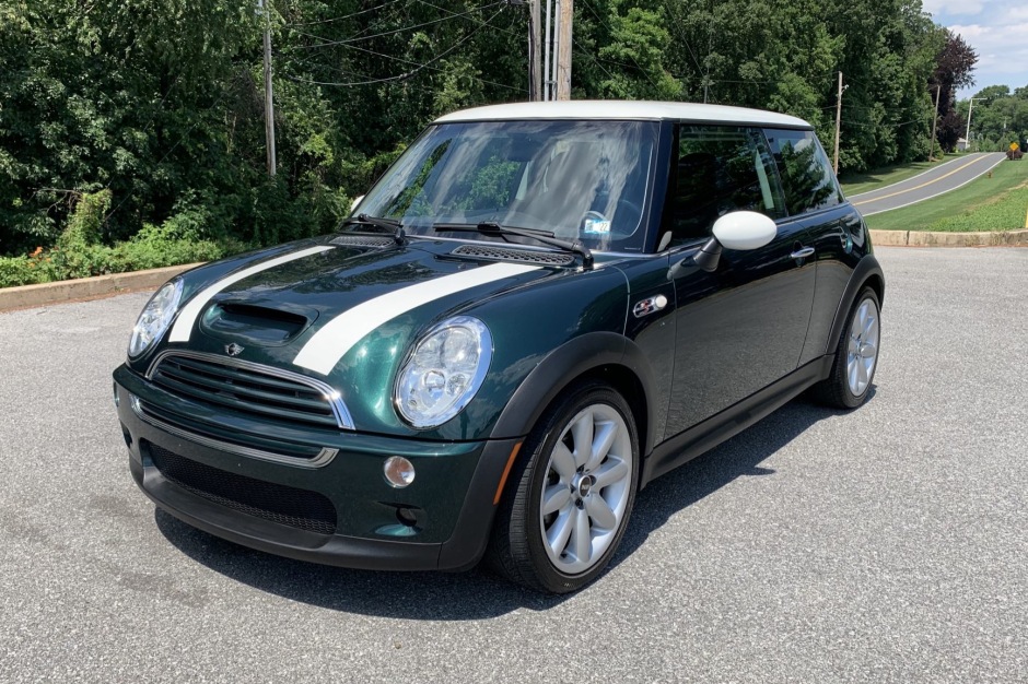 No Reserve: 43k-Mile 2003 Mini Cooper S 6-Speed for sale on BaT Auctions -  sold for $11,000 on September 21, 2021 (Lot #55,652) | Bring a Trailer