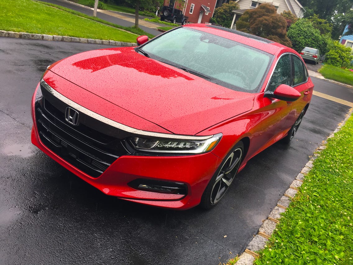 Honda Accord 2018 Review, Pictures