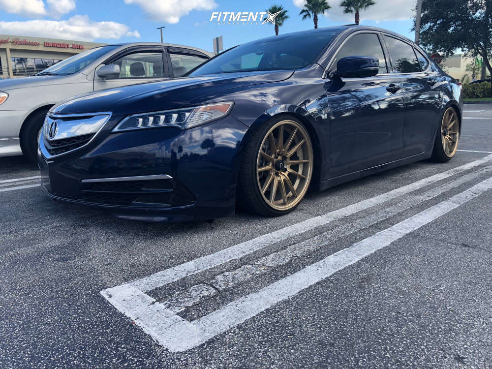 2017 Acura TLX Technology with 19x9 Cosmis Racing R1 and Landsail 225x35 on  Coilovers | 1199447 | Fitment Industries
