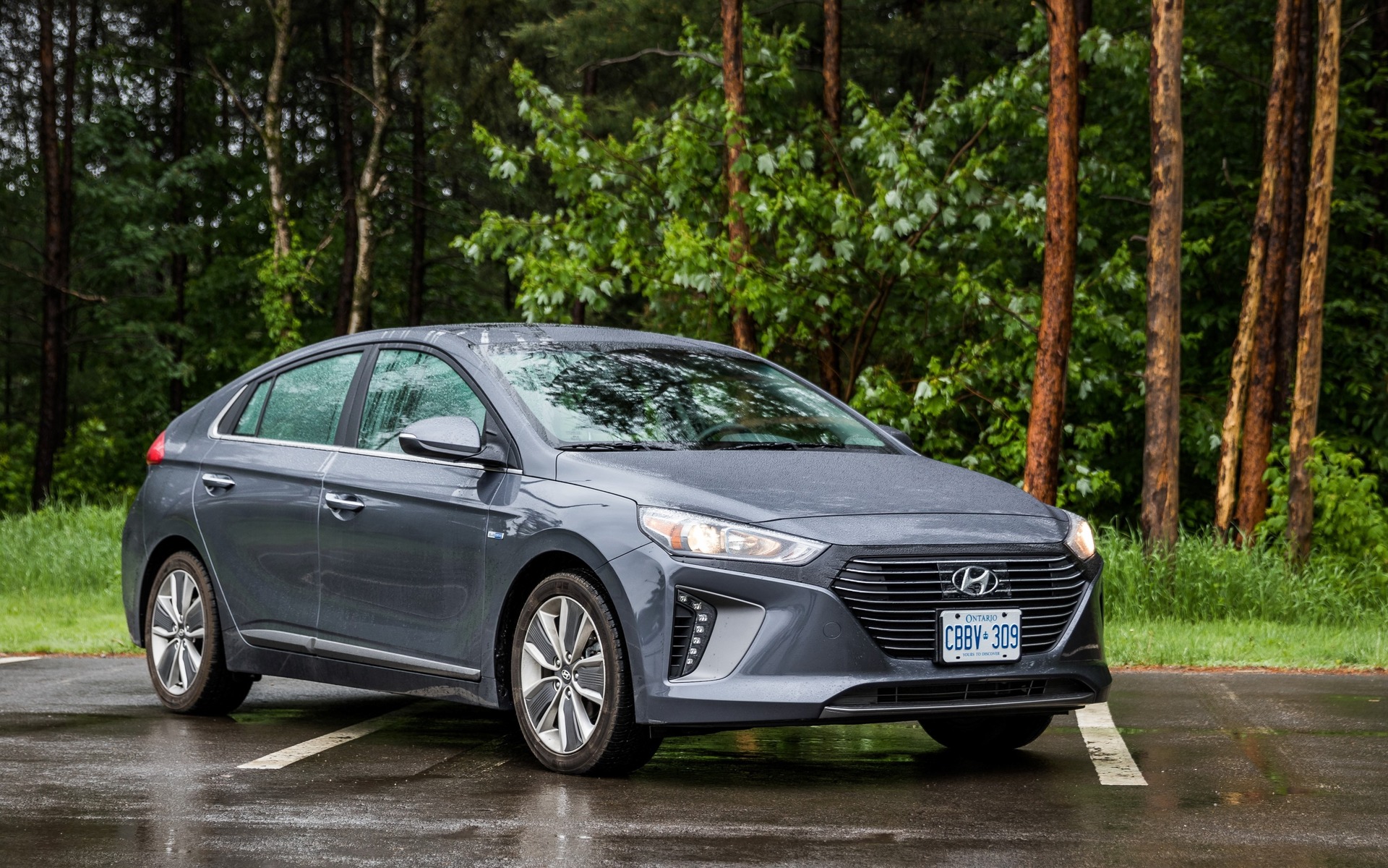 2017 Hyundai Ioniq Hybrid at AJAC EcoRun - The Car Guide