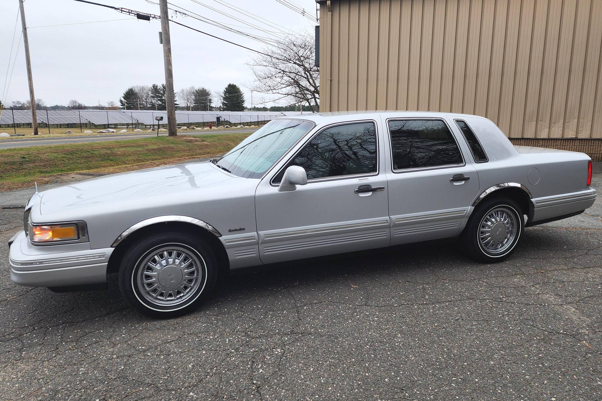 1997 Lincoln Town Car Executive Series for Sale - Cars & Bids