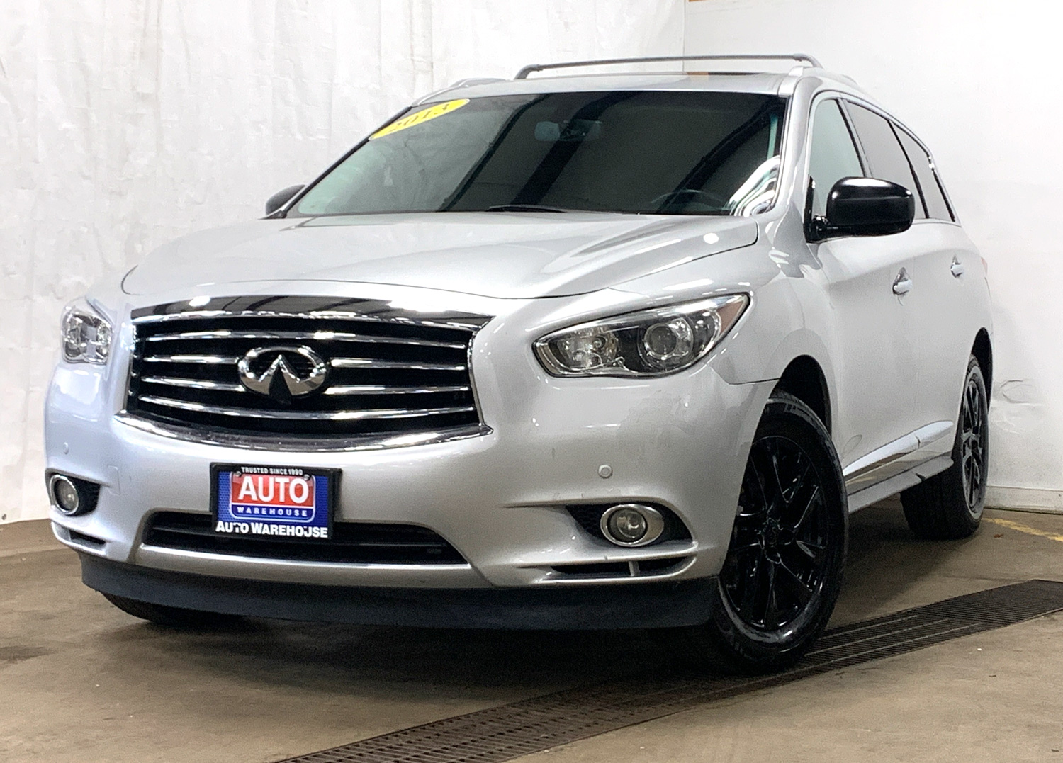 2013 Infiniti JX35 Silver Sedan - The Auto Warehouse