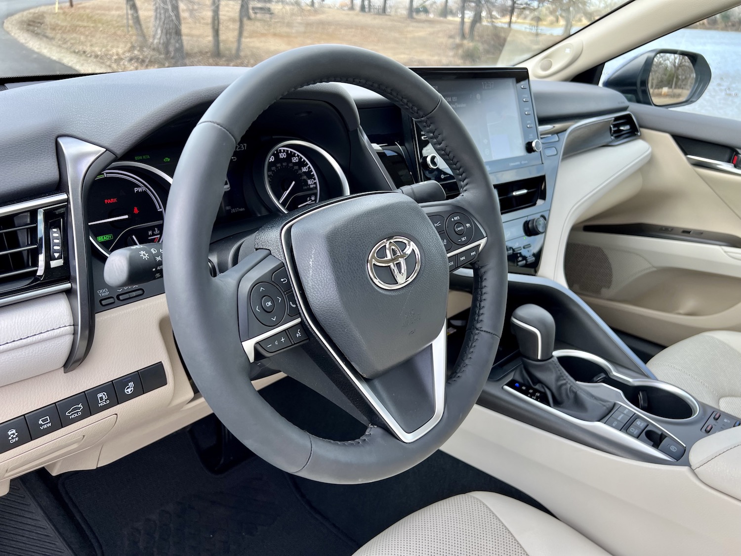 REVIEW: 2023 Toyota Camry XLE Hybrid
