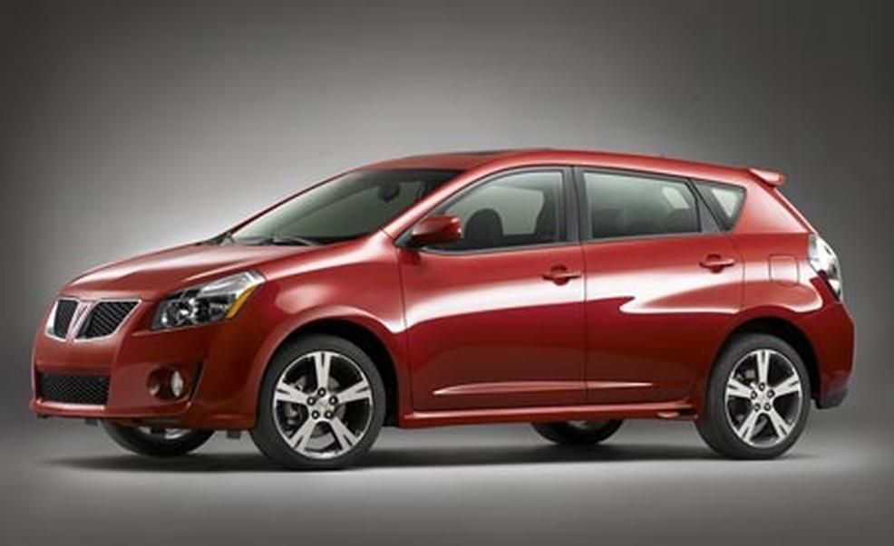 2010 Pontiac Vibe Review, Pricing, and Specs