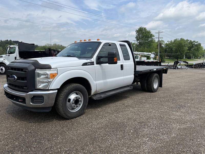 2013 Ford F350 (For Sale) | Flatbed | Non CDL | #9062