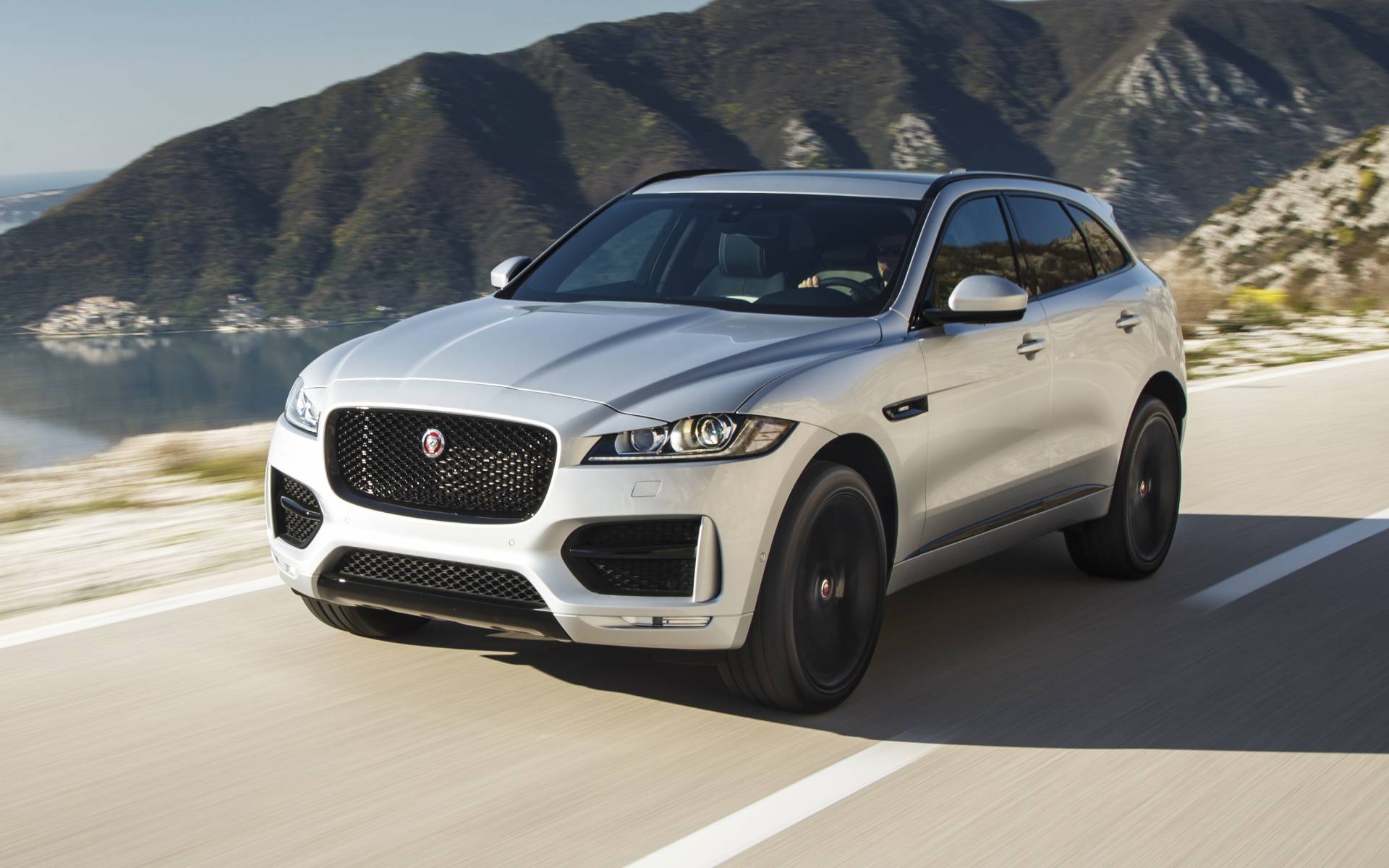2020 Jaguar F-PACE - News, reviews, picture galleries and videos - The Car  Guide