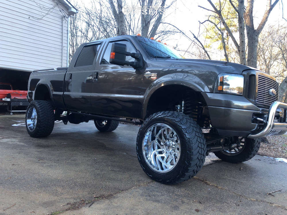 2007 Ford F-350 Super Duty with 22x14 -76 TIS 544V and 37/13.5R22 AMP Mud  Terrain Attack Mt A and Suspension Lift 8" | Custom Offsets
