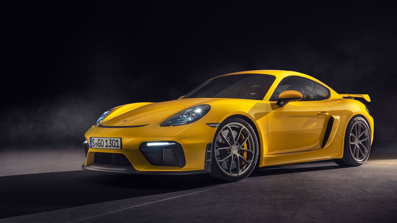 Porsche Cayman GT4: A Throwback Built for the Track, Not Traffic - WSJ