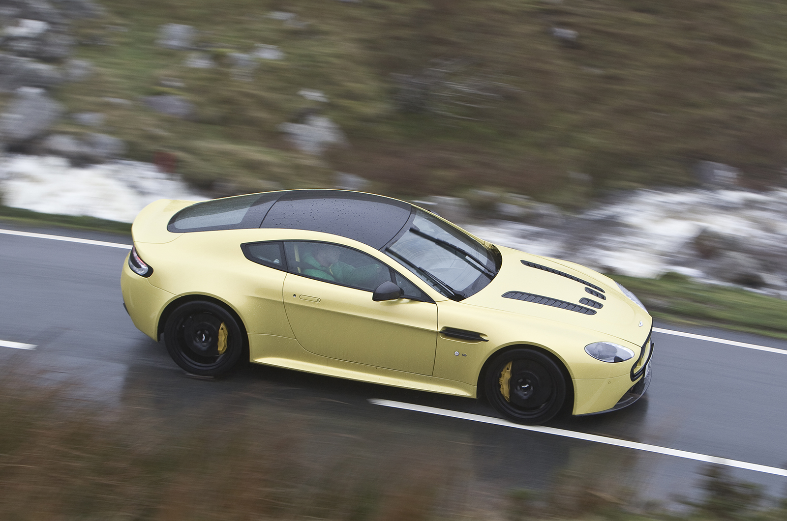 Aston Martin V12 Vantage S 2013-2017 Review (2023) | Autocar