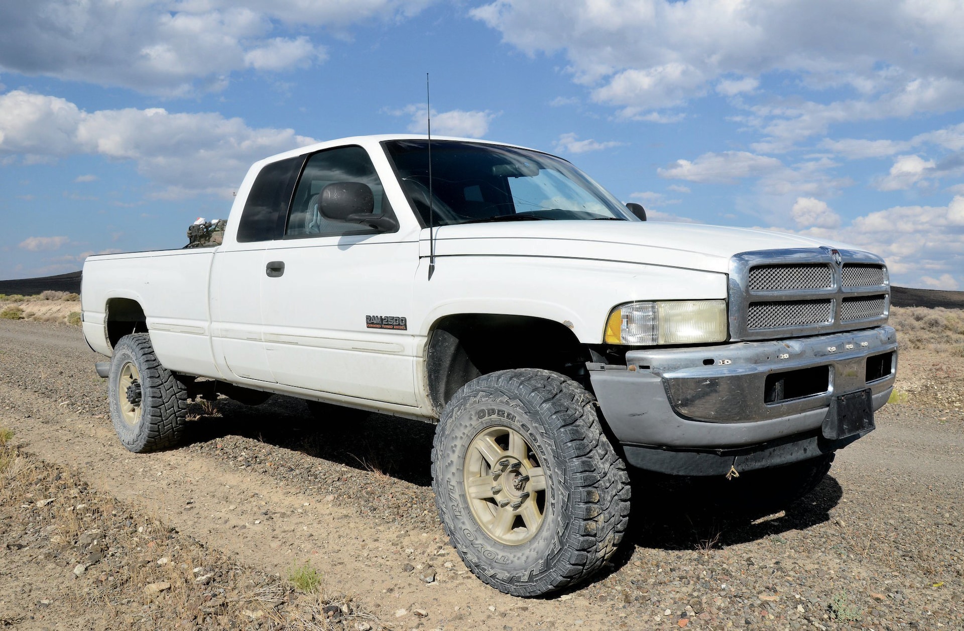 1998 Dodge Ram 2500 - Dirt & Haul: Part 1