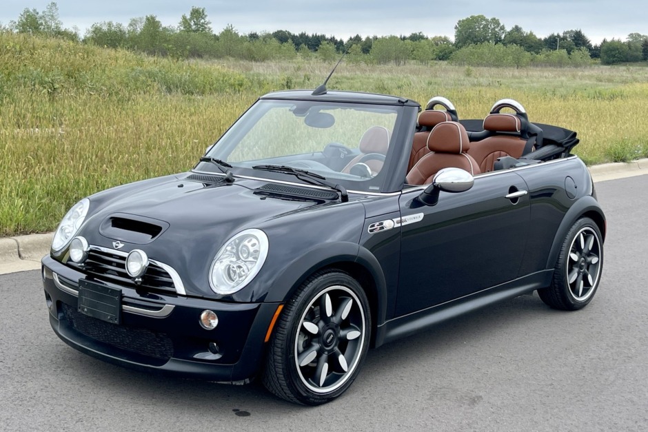 No Reserve: 18k-Mile 2008 Mini Cooper S Convertible Sidewalk for sale on  BaT Auctions - sold for $24,250 on September 16, 2021 (Lot #55,343) | Bring  a Trailer
