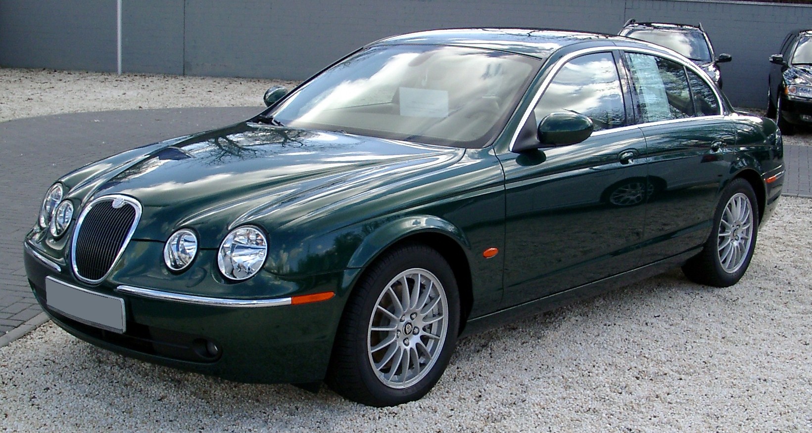 File:Jaguar S-Type front 20080202.jpg - Wikimedia Commons