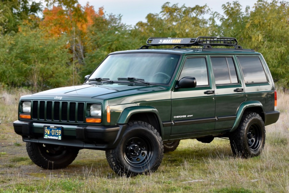 2000 Jeep Cherokee Sport for sale on BaT Auctions - sold for $11,250 on  November 19, 2019 (Lot #25,309) | Bring a Trailer