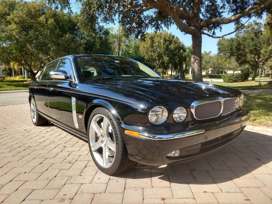 No Reserve: 2006 Jaguar XJ Super V8 Portfolio for sale on BaT Auctions -  sold for $61,000 on January 31, 2022 (Lot #64,676) | Bring a Trailer