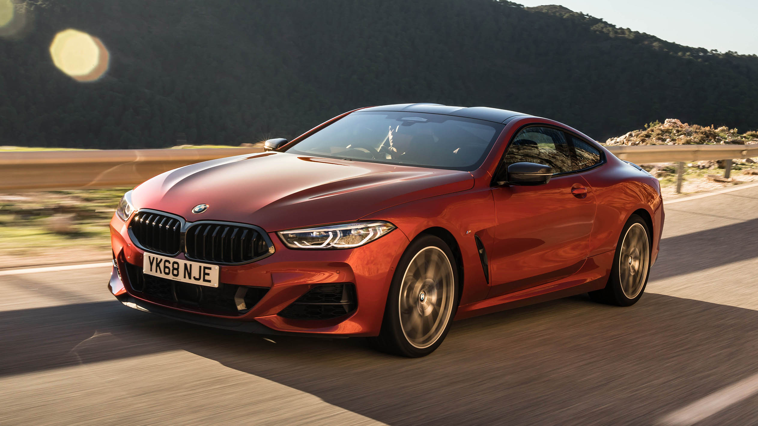 BMW M850i xDrive review: what kind of car is it trying to be? Reviews 2023  | Top Gear