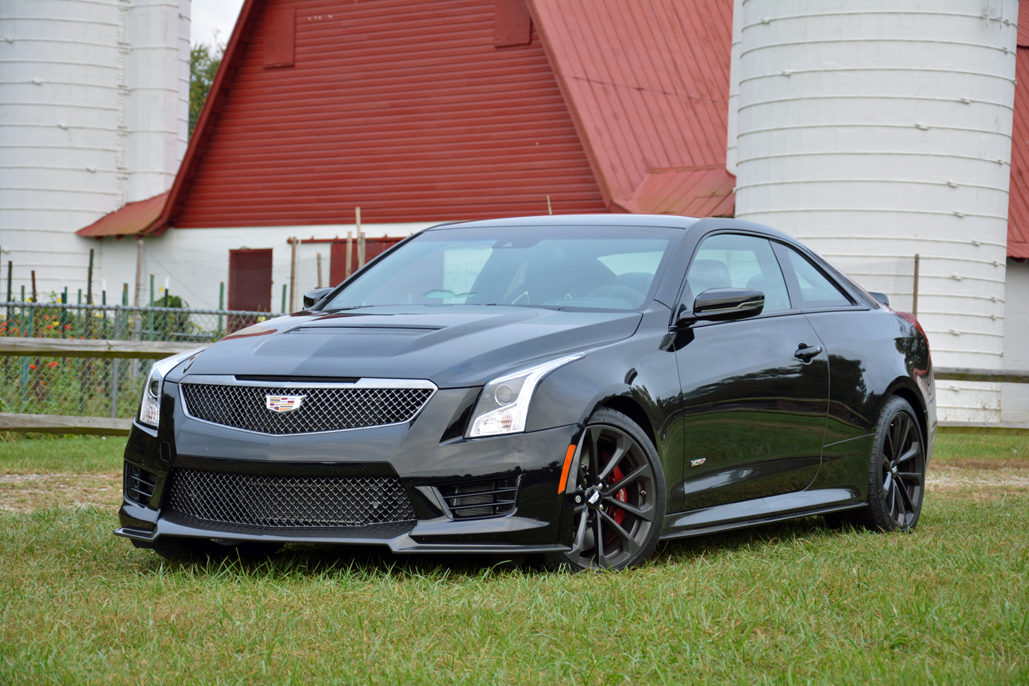 2017 Cadillac ATS-V Coupe Review | Performance, Pictures, and More |  Digital Trends