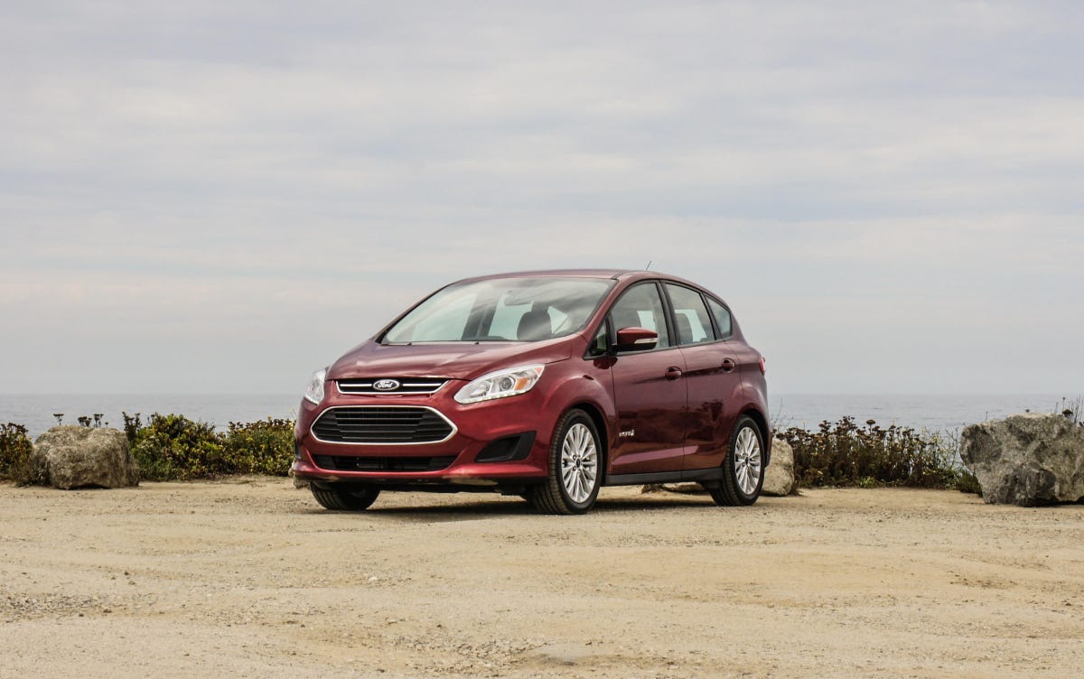 2017 Ford C-Max Hybrid review: Despite great fuel economy and utility, C-Max  hybrid struggles to make an impression - CNET