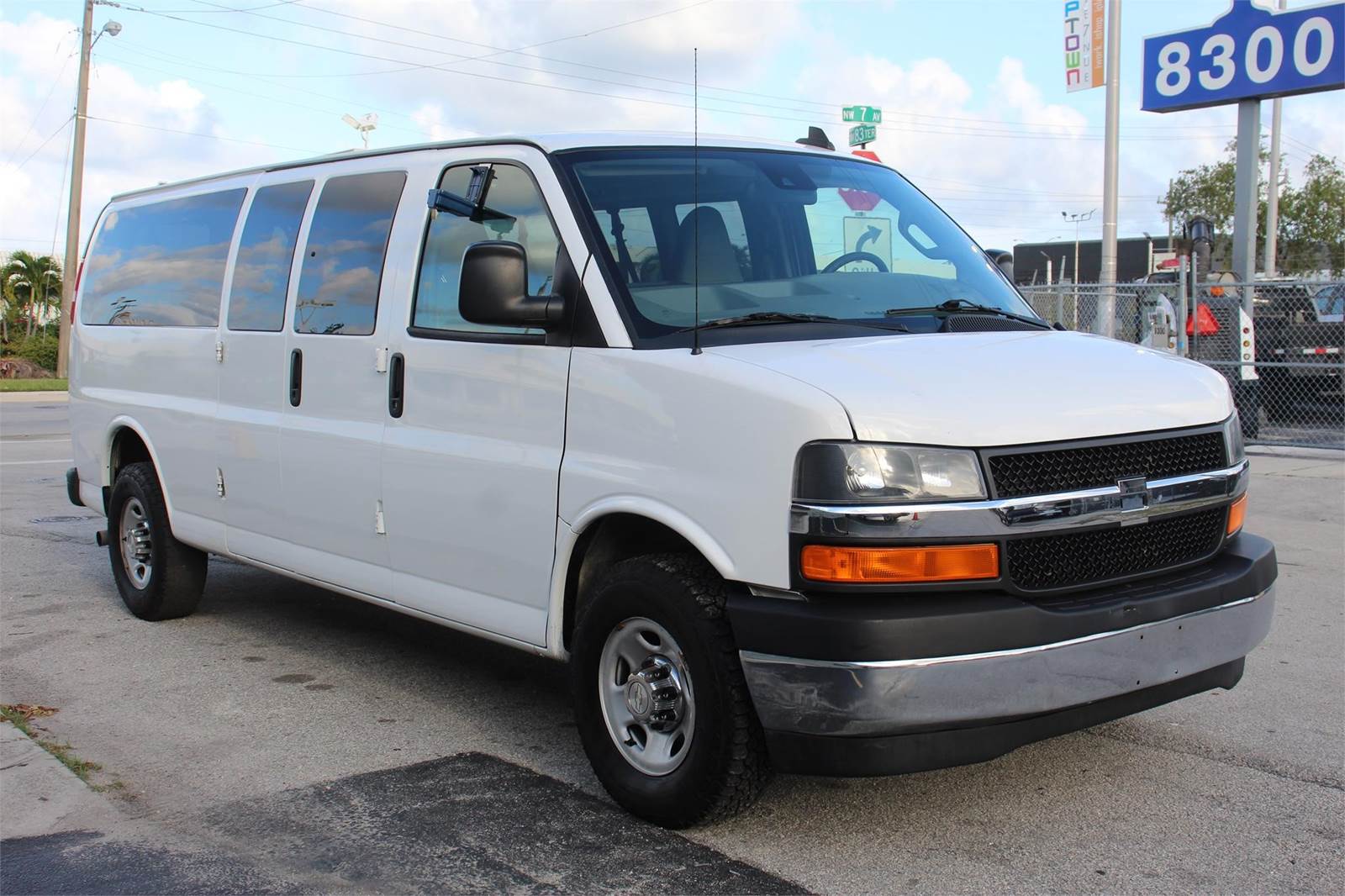 2020 Chevrolet Express 3500 Passenger Van For Sale | Miami, FL | 137976 |  MyLittleSalesman.com